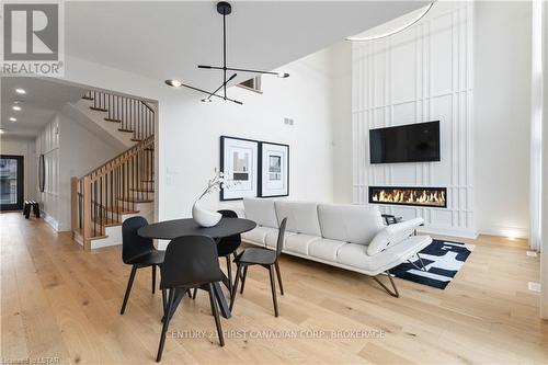 1651 Upper West Avenue Avenue, London, ON - Indoor Photo Showing Living Room With Fireplace