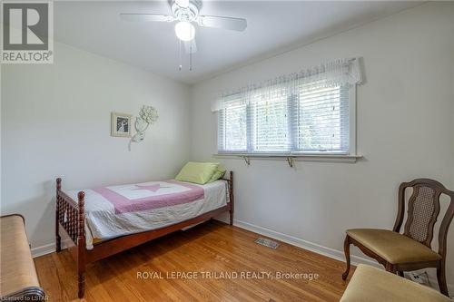 1378 Collingwood Ave, London, ON - Indoor Photo Showing Bedroom