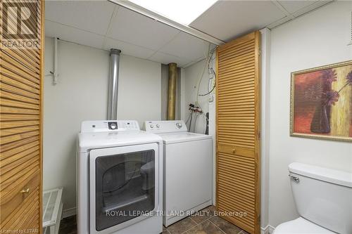 1378 Collingwood Ave, London, ON - Indoor Photo Showing Laundry Room
