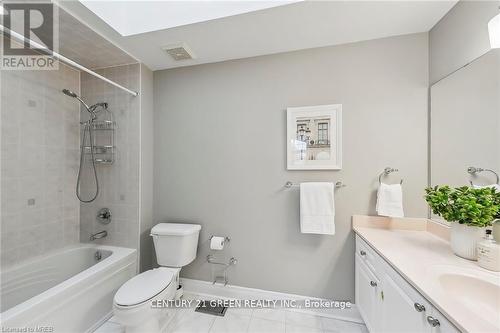 4217 Amaletta Crescent, Burlington, ON - Indoor Photo Showing Bathroom