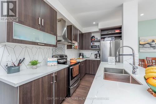 420 Queen Mary Drive, Brampton, ON - Indoor Photo Showing Kitchen With Stainless Steel Kitchen With Upgraded Kitchen