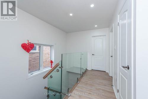 420 Queen Mary Drive, Brampton, ON - Indoor Photo Showing Other Room