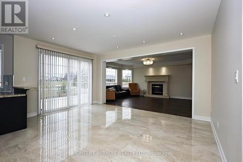8 Nelly Court, Brampton, ON - Indoor With Fireplace
