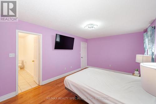90 Masters Green Crescent, Brampton, ON - Indoor Photo Showing Other Room