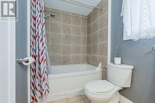 62 Lawrence Avenue, Orangeville, ON - Indoor Photo Showing Bathroom