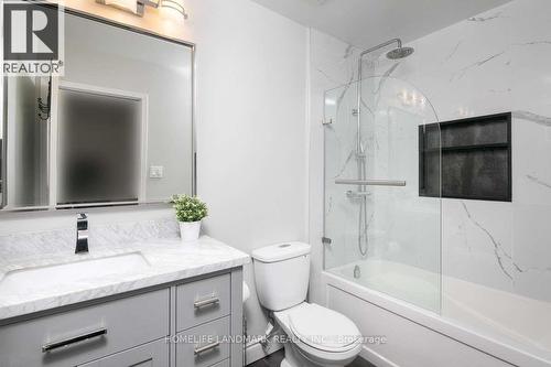 2151 Marc Lane, Burlington, ON - Indoor Photo Showing Bathroom