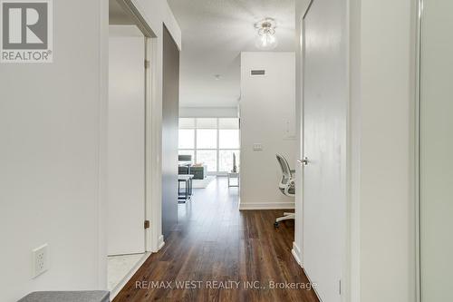 1708 - 10 Park Lawn Road, Toronto, ON - Indoor Photo Showing Other Room