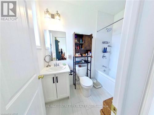 427 George Street, Central Elgin, ON - Indoor Photo Showing Bathroom
