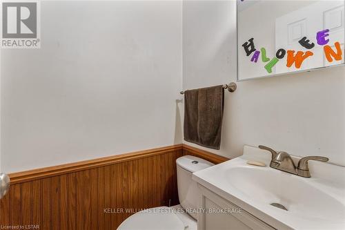 189 Bedford Crescent, Sarnia, ON - Indoor Photo Showing Bathroom
