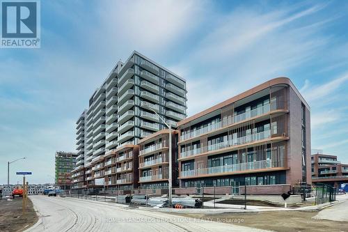 1012 - 220 Missinnihe Way, Mississauga, ON - Outdoor With Facade