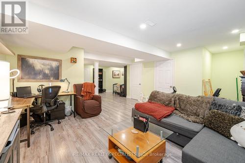 5 - 3040 Fifth Line W, Mississauga (Erin Mills), ON - Indoor