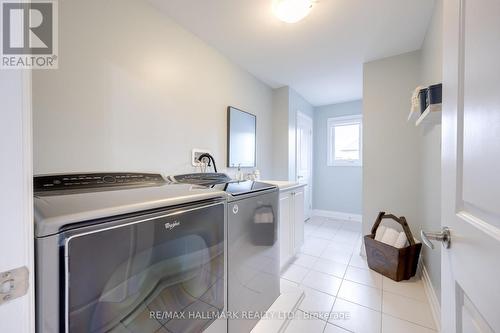 1323 Butler Street, Innisfil, ON - Indoor Photo Showing Laundry Room