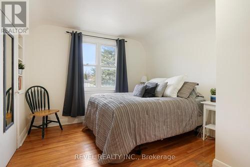 170 Peel Street, Barrie, ON - Indoor Photo Showing Bedroom