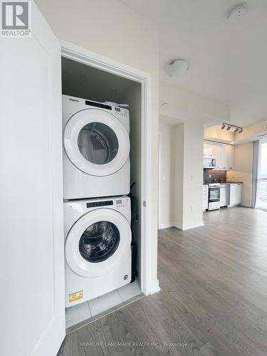 3209 - 99 John Street, Toronto, ON - Indoor Photo Showing Laundry Room