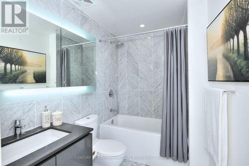811 - 115 Mcmahon Drive, Toronto, ON - Indoor Photo Showing Bathroom