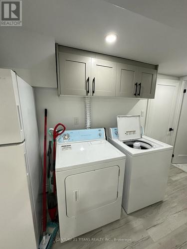 284 Ormond Drive, Oshawa, ON - Indoor Photo Showing Laundry Room