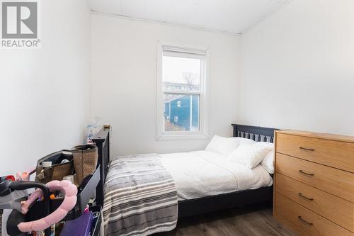 73 Warbury Street, St. John'S, NL - Indoor Photo Showing Bedroom