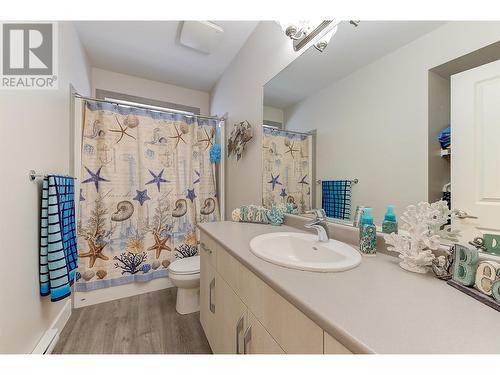 12764 Cliffshore Drive, Lake Country, BC - Indoor Photo Showing Bathroom