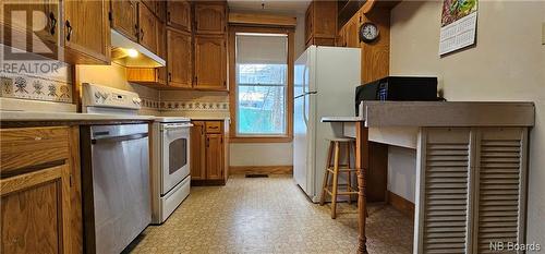 20 George Street, St. Stephen, NB - Indoor Photo Showing Kitchen