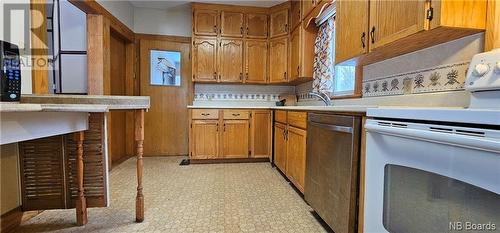 20 George Street, St. Stephen, NB - Indoor Photo Showing Kitchen