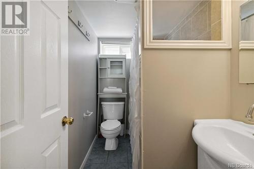 664 Mitchell Street, Fredericton, NB - Indoor Photo Showing Bathroom