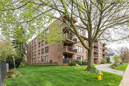 28 Robinson Street N|Unit #401, Grimsby, ON - Outdoor With Balcony