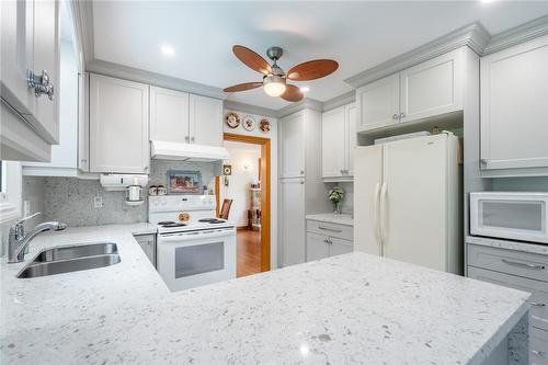 52 Maple Drive, Stoney Creek, ON - Indoor Photo Showing Kitchen With Double Sink
