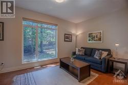 Third bedroom used as sitting room with large window - 