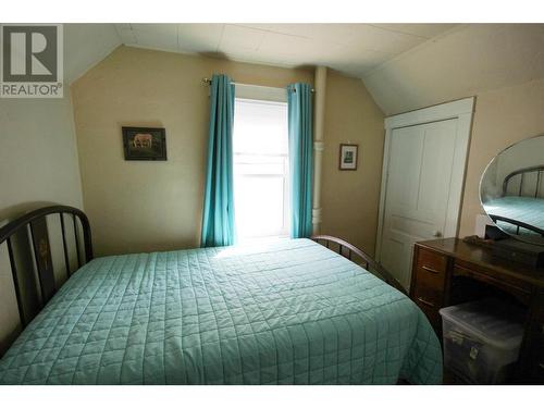 739 Government Street, Penticton, BC - Indoor Photo Showing Bedroom
