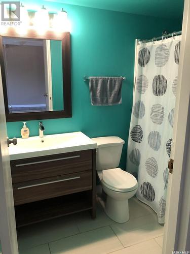 207 730A Heritage Lane, Saskatoon, SK - Indoor Photo Showing Bathroom