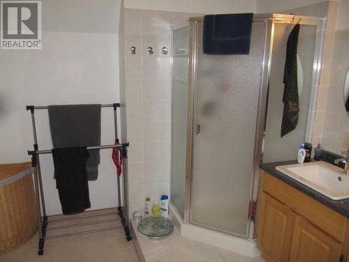 4768 Telqua Drive, 108 Mile Ranch, BC - Indoor Photo Showing Bathroom