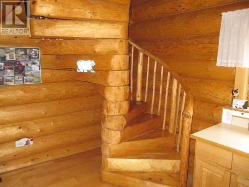 4768 Telqua Drive, 108 Mile Ranch, BC - Indoor Photo Showing Other Room