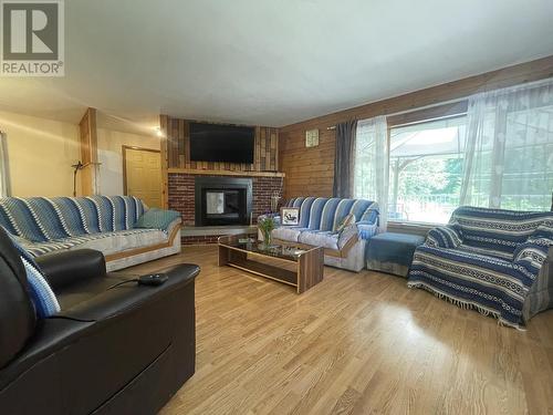 4892 Mackenzie Highway, Williams Lake, BC - Indoor Photo Showing Living Room With Fireplace