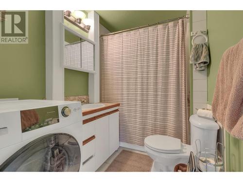 2662 Merritt Road, Prince George, BC - Indoor Photo Showing Bathroom