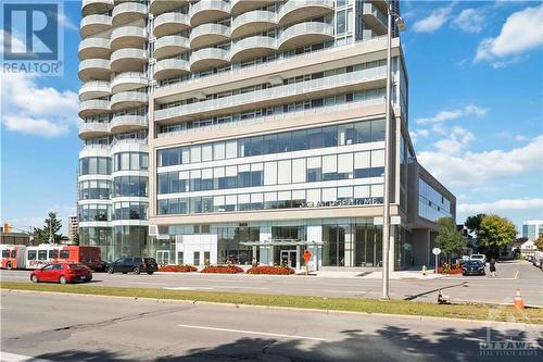 805 Carling Avenue Unit#4502, Ottawa, ON - Outdoor