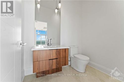 4502 - 805 Carling Avenue, Ottawa, ON - Indoor Photo Showing Bathroom