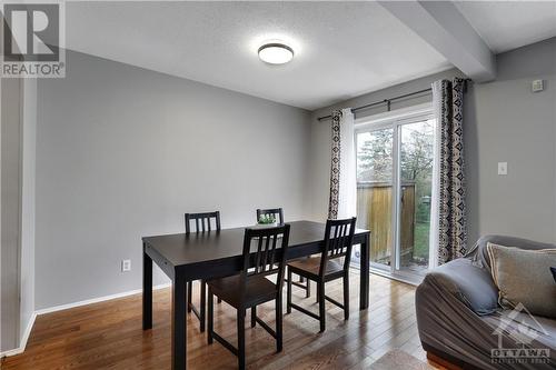 33 Forestlane Private, Ottawa, ON - Indoor Photo Showing Dining Room