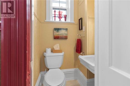 157 Dibble Street W, Prescott, ON - Indoor Photo Showing Bathroom