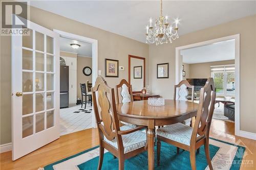 1463 Raven Avenue, Ottawa, ON - Indoor Photo Showing Dining Room