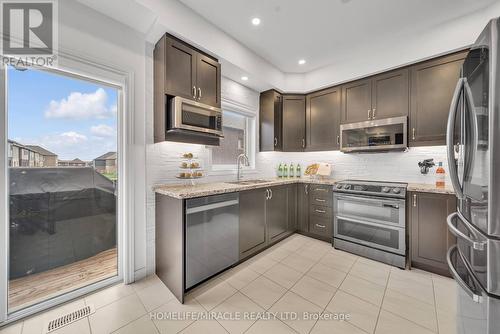 47 Flagg Avenue, Brant, ON - Indoor Photo Showing Kitchen With Upgraded Kitchen