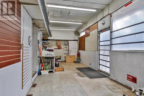 93 Stanley Street, London, ON - Indoor Photo Showing Garage