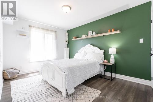 1593 Sandridge Avenue, London, ON - Indoor Photo Showing Bedroom
