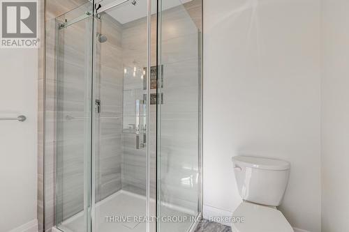 16 - 2261 Linkway Boulevard, London, ON - Indoor Photo Showing Bathroom
