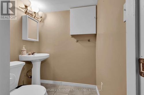 101 Tennyson Street, Woodstock, ON - Indoor Photo Showing Bathroom