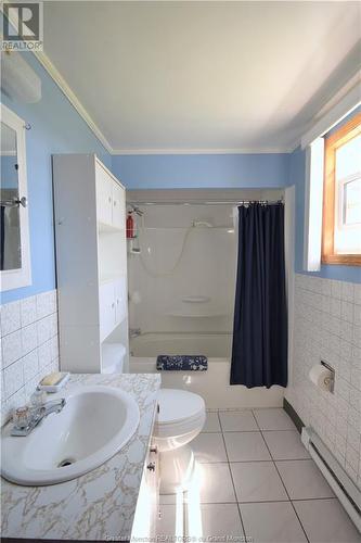 5959 Route 495, Sainte-Marie-De-Kent, NB - Indoor Photo Showing Bathroom