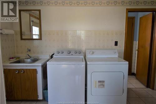 5959 Route 495, Sainte-Marie-De-Kent, NB - Indoor Photo Showing Laundry Room