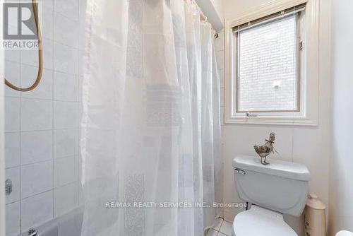 30 Rainforest Drive, Brampton, ON - Indoor Photo Showing Bathroom