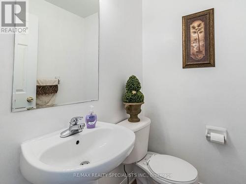 7 Patience Drive, Brampton, ON - Indoor Photo Showing Bathroom