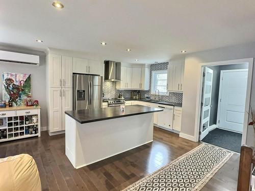 Kitchen - 176 Rue Du Parc, Témiscaming, QC - Indoor Photo Showing Kitchen With Upgraded Kitchen