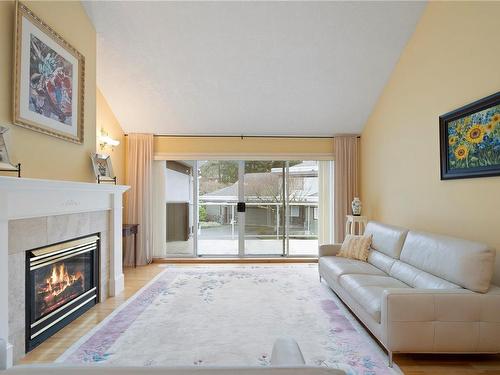 8-1063 Valewood Trail, Saanich, BC - Indoor Photo Showing Living Room With Fireplace